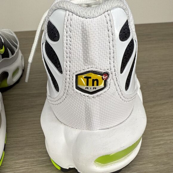 Nike Air Max Plus TN \'White Black Volt\' DM0032-103 Men\'s Shoes Size 6 main image 4